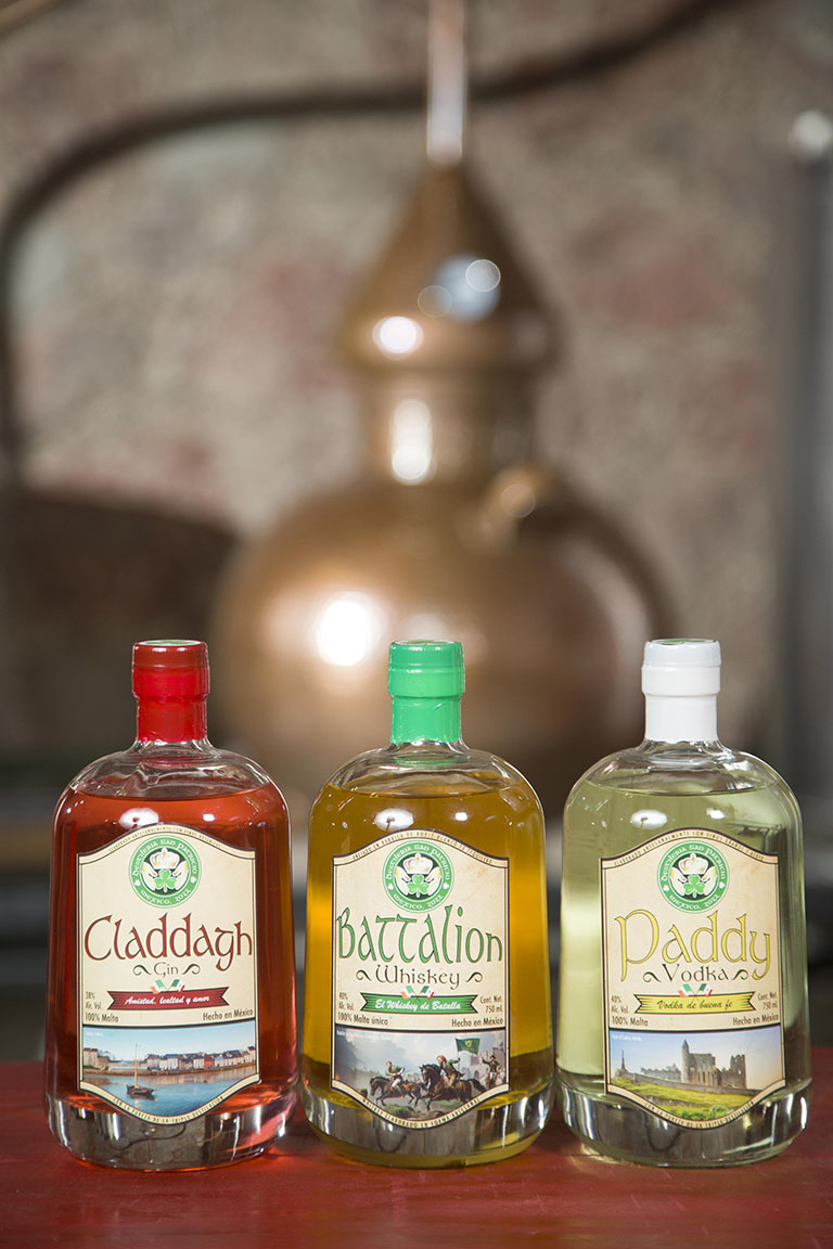 Destilados de la Destilería San Patricio: Gin Claddagh Whiskey Batallion y Vodka Paddy